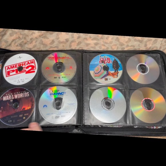 Binder of 137 Discs - Bluray and DVDs - Disney/True Blood/Shrek/Futurama/ATHF - Picture 8 of 15